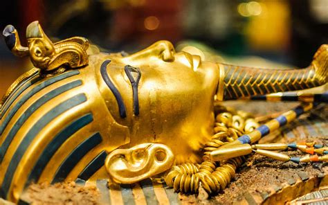 Toutankhamon : les trésors du mystérieux pharaon sont de …