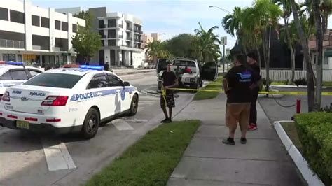 Tow truck driver taken to hospital after shooting in Miami