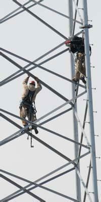 Tower Climber Salary: How Much Do Tower Climbers Make?