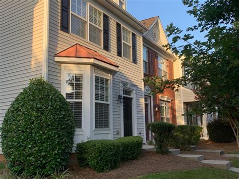 Townhomes for rent in huntersville nc. Holly Crest. $1,574 - $2,696 per month. 1-3 Beds. 16408 Holly Crest Ln, Huntersville, NC 28078. The Apartments at Holly Crest offers studio, 1, 2 & 3 bedroom homes. Features include a fitness center, swimming pool, gaming lawn and indoor golf simulator and putting green. Apartments have built in wine racks, stainless steel appliances, quartz ... 