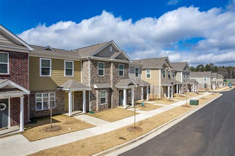 Townhomes for rent in lithonia ga. 5 days ago · 1 of 37. Creekside Corners. 5301 W Fairington Pkwy, Lithonia GA 30038 (334) 463-0192. $1,144+. Rent Savings. 56 units available. 1 bed • 2 bed • 3 bed. On-site laundry, Patio / balcony, Hardwood floors, Dishwasher, Pet friendly, 24hr maintenance + more. View all details. 