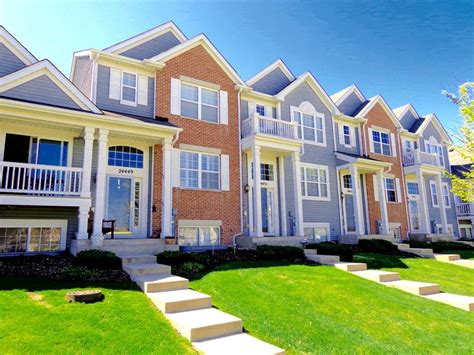 Townhomes for sale in aurora il. Things To Know About Townhomes for sale in aurora il. 