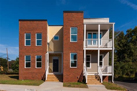 Townhomes in richmond va. 9712 Tartuffe Dr, Richmond , VA 23238 Richmond. Gayton Pointe Townhomes welcomes you to our premier luxury townhomes located in Richmond's prestigious West End. We are near interstates I-64 and … 