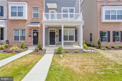 Townhouses for Sale in Midland - Redfin