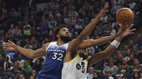 Towns takes over in 3rd quarter as Timberwolves beat Jazz 123-95