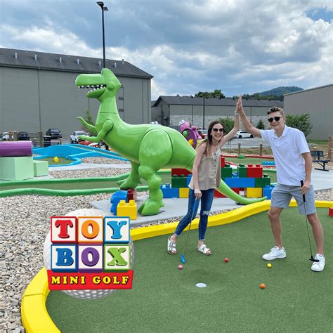 Toy box mini golf. These hotels near Toy Box Mini Golf in Pigeon Forge have great views and are well-liked by travelers: Twin Mountain Inn & Suites - Traveler rating: 4.5/5. Creekstone Inn - Traveler rating: 4/5. Best Western Plaza Inn - Traveler rating: 4.5/5. 