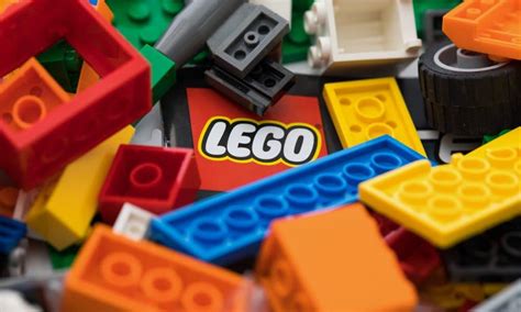 Toymaker Lego will stick to its quest to find sustainable materials despite failed recycle attempt