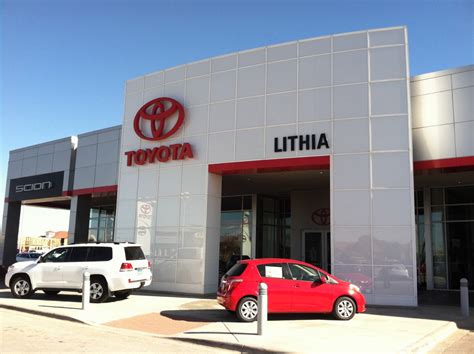 Toyota Dealer Serving Big Spring, Texas Lithia Toyota of Odessa