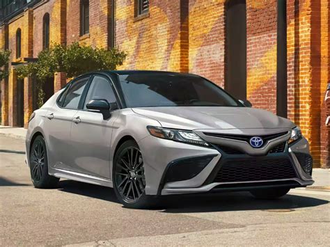 Toyota camry trim levels. Mar 6, 2024 · 2024 Toyota Camry SE Hybrid Nightshade Edition: Starting at $31,390 MSRP; 2024 Toyota Camry XLE Hybrid: Starting at $33,745 MSRP; 2024 Toyota Camry XSE Hybrid: Starting at $34,295 MSRP; 2024 Toyota Camry Trim Levels: Interior Features. Every 2024 Toyota Camry trim is equipped with Toyota Safety Sense™ 2.5+ (TSS-2.5+), offering advanced safety ... 