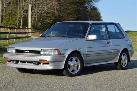 Toyota corolla fx16 gts for sale. Details. Toyota Corolla GT-i 16v (AE92)- One of the first of the GT-I 16v to be produced, an early 1989 model, very rare and original. It has the legendary 4AGE engine with the best engine available at that time, with the 123 Bhp 16v. It has the same engine as the Toyota Corolla Gt Coupe the "AE86" as it is known. 