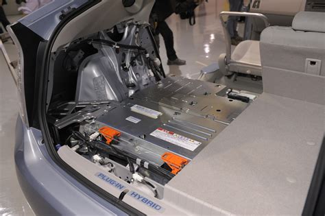 Toyota new battery. 2 Jul 2023 ... However, that could soon change with its new solid-state battery ... Toyota's game-changing battery technology ... Toyota CEO "Our Solid State ... 