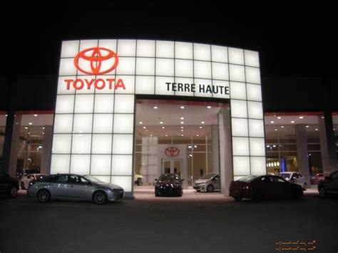 Toyota of terre haute. Find new and used Toyota cars, trucks and SUVs at Toyota of Terre Haute. Contact the dealer for sales, service, inventory and directions. 