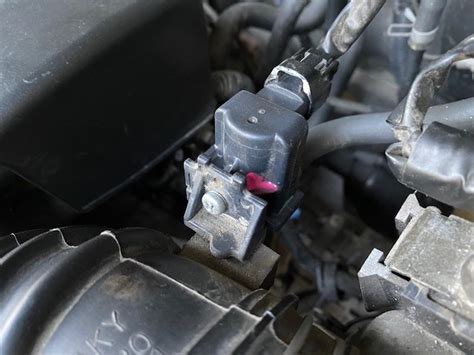 How to Fix a Toyota P0441 Code, "Evaporativ