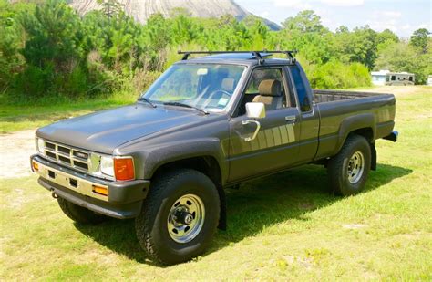 Used 2000 Toyota Tacoma XtraCab pricing starts at $7,278 for the Tacoma XtraCab Pickup, which had a starting MSRP of $14,458 when new. The range-topping 2000 Tacoma XtraCab Limited Pickup starts ...