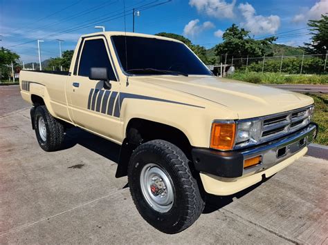 Toyota22r. Toyota 22R 4WD 5SP stick shift Survivor No Reserve Test Drive straight axle. Check price. 1981. 128,278 Miles. 1981 Toyota Pickup RN48 Up for worldwide auction No Reserve 1981 Toyota Hilux 4x4 4WD Pickup Truck This truck has been sprayed from the... View car. 30+ days ago. See photo. 