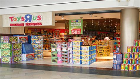 Toys"R"Us Express in the city Holbrook