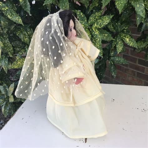 Toys Danbury Mint Lindsey A Contemporary Bride - Poshmark