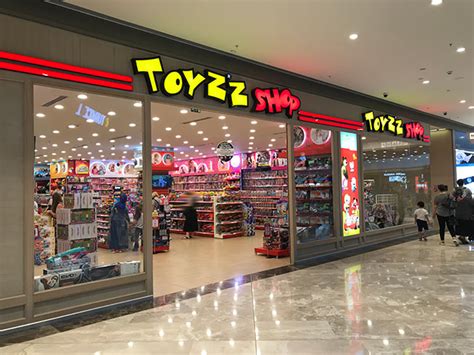 Toyzzshop mağazası Starcity AVM'de.