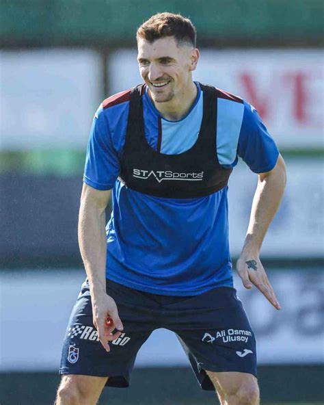 Trabzonspor’un yeni transferi Thomas Meunier ilk antrenmanına çıktıs