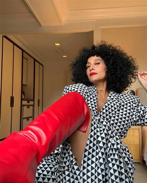 Tracee ellis ross only fans. Our favorite style icon, Tracee Ellis Ross, is serving us some of her most glamorous looks we've ever seen. On Instagram, the 48-year-old actress treated fans to a mini fashion show by sharing photos of herself in three different dresses. Not surprisingly, the post already has more than 200K likes. 