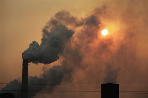 Tracking the Cost of Air Pollution - Greenpeace …