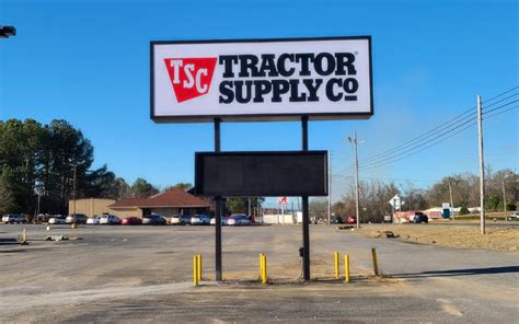 Tractor supply childersburg. Things To Know About Tractor supply childersburg. 