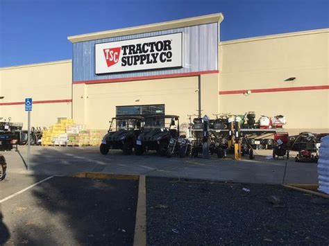 Tractor supply clearlake. 11. 9.6 miles away from Tractor Supply. We are an indoor/outdoor garden supply store specializing in Hydroponics. Our mission is simple: to provide the best products and service to our customers, at the lowest prices possible. … 