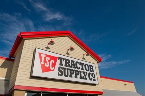 Tractor supply denham springs. Tractor Supply Company stores in Denham Springs LA - Hours, locations and phones Tractor Supply Company was founded in Brentwood, Tennessee, in 1938. It has around 1,500 locations and operates in 49/50 of the U.S. states. 