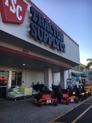 Tractor supply fort pierce. Tractor Supply Co. Rental located at 4888 Okeechobee Rd, Fort Pierce, FL 34947 - reviews, ratings, hours, phone number, directions, and more. 