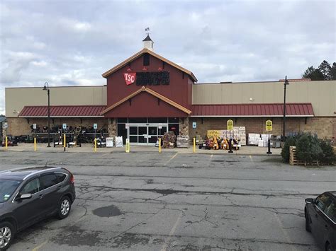 Tractor supply honeoye falls. Things To Know About Tractor supply honeoye falls. 