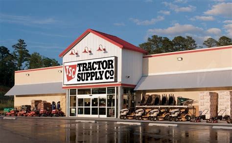 Tractor supply in magee ms. The benefits of working at Tractor Supply go beyond health insurance plans. Tractor Supply and Petsense offer coverage under our medical, supplemental medical, dental, vision and life insurance plans for eligible children, legal spouses, and domestic partners of full-time and eligible part-time TSC and Petsense Team Members. We care about what ... 