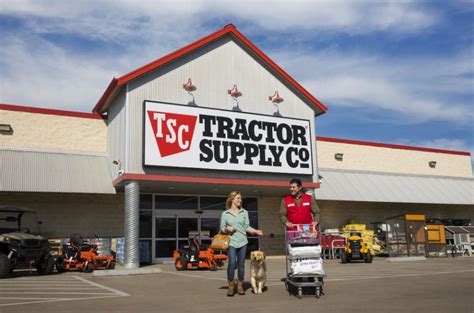 Locate store hours, directions, address and phone number for the Tractor Supply Company store in Escanaba, MI. We carry products for lawn and garden, livestock, pet care, equine, and more!