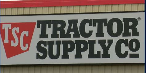 Tractor supply lufkin. Sep 19, 2022 · Lufkin City Council is meeting Tuesday to decide on a zone change request for an additional Tractor Supply store. This store would be located on the north side of town along North Timberland Drive ... 
