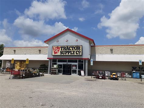 Tractor supply lumberton nc. Lumberton, NC 28360 Closed today. Hours. Mon 7:30 AM -5:30 PM Tue 7:30 AM ... Tractor Supply is your neighborhood rural lifestyle store, providing pet supplies, livestock feed, power equipment, workwear & more. Our team of experts, better known as your neighbors, is proud to bring you the products and seasoned advice you need. ... 