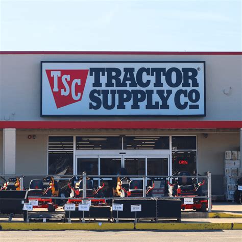 Tractor supply morehead ky. Tractor Supply occupies a convenient space right near the intersection of Wal-Mart Road and Floyd Drive, in Carrollton, Kentucky. By car . This store is simply a 1 minute trip from Ky-227, Exit 44 of I-71, Vincent Weaver Way or Mall Road; a 4 minute drive from Martin Road (Ky-2350), Owenton Road and Ky-36; and a 10 … 