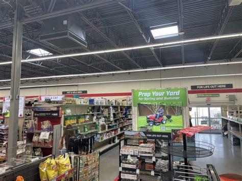 From Business: Tractor Supply is your neighborhood rural lifestyle store, providing pet supplies, livestock feed, power equipment, workwear & more. . 