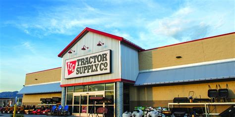 Tractor supply pearisburg va. Locate store hours, directions, address and phone number for the Tractor Supply Company store in Kilmarnock, VA. We carry products for lawn and garden, livestock, pet care, equine, and more! ... Kilmarnock VA #2507 615 n main st kilmarnock,VA 22482 Check back for upcoming store events! Community Events: Check back for upcoming … 