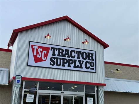 Tractor Supply Stafford, CT (Onsite) Full-Time. CB Est