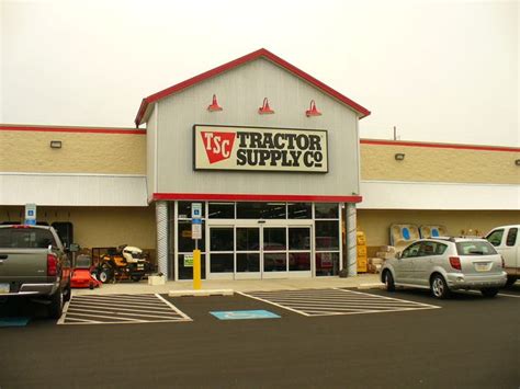 Locate store hours, directions, address and phone number for the Tractor Supply Company store in Middletown, NJ. We carry products for lawn and garden, livestock, pet care, equine, and more!. 