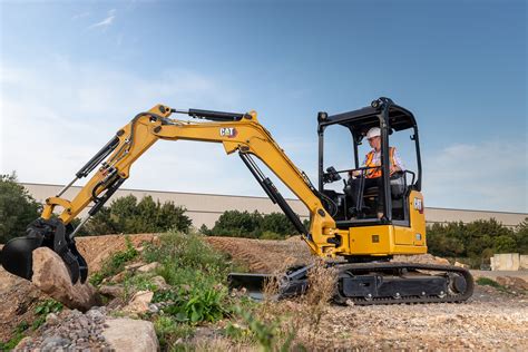 Bobcat Unveils New E40 Mini Excavator, Renames Other 3- To 5-Ton Models Posted 10/12/2023 A Closer Look At The Kubota KX030-4 Excavator Posted 2/6/2023 Listings. 