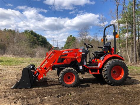 Tractors For Sale in BELCHERTOWN, MASSACHUSETTS