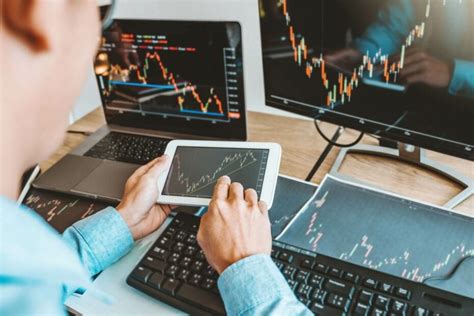 Explore free day trading guides and in-depth reviews. Master the art of day trading with top-notch educators, tools, and brokerage accounts.. 