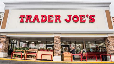 Trader joe%27s in manhattan. Aug 22, 2023 · The estimated total pay for a Crew Member at Trader Joe's is $19 per hour. This number represents the median, which is the midpoint of the ranges from our proprietary Total Pay Estimate model and based on salaries collected from our users. The estimated base pay is $19 per hour. The "Most Likely Range" represents values that exist within the ... 