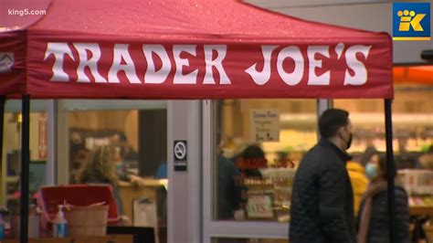The average hourly pay for a Cashier at Trader Joe's Company is $15.00 in 2023. Visit PayScale to research cashier hourly pay by city, experience, skill, employer and more.. 