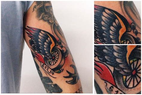Traditional Angel Wings With Wheel Male Biker Tattoo On Forearm Tatoo, Tatuagens de moto