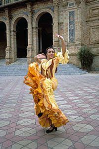 Traditional Spanish Clothes - How Spanish Traditions Work - HowStuffWorks