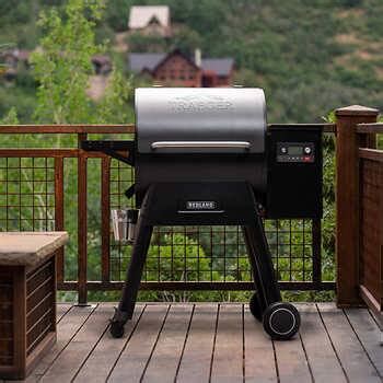 Traeger Redland 650 Wood Fired Grill w/D2 and WiFi Costco