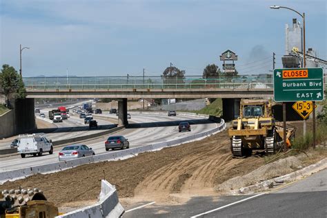 Traffic alert: Parts of I-35 to close for bridge demolition
