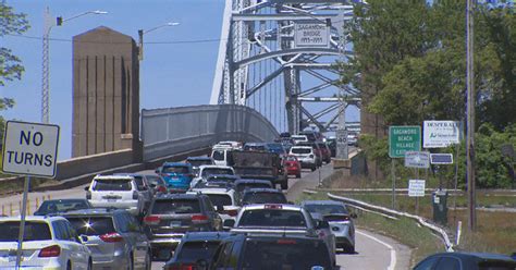 Watch traffic on Route 6 at the Sagamore Bridge cross