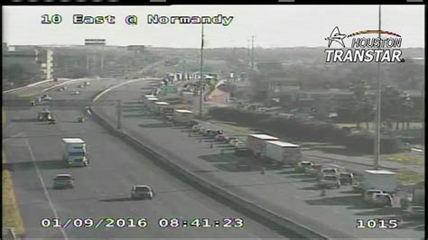 Traffic baytown. BAYTOWN, Texas (KTRK) -- All main lanes of the I-10 East Freeway reopened in Baytown after a fiery 18-wheeler crash left one person dead overnight. Houston TranStar first reported the crash... 